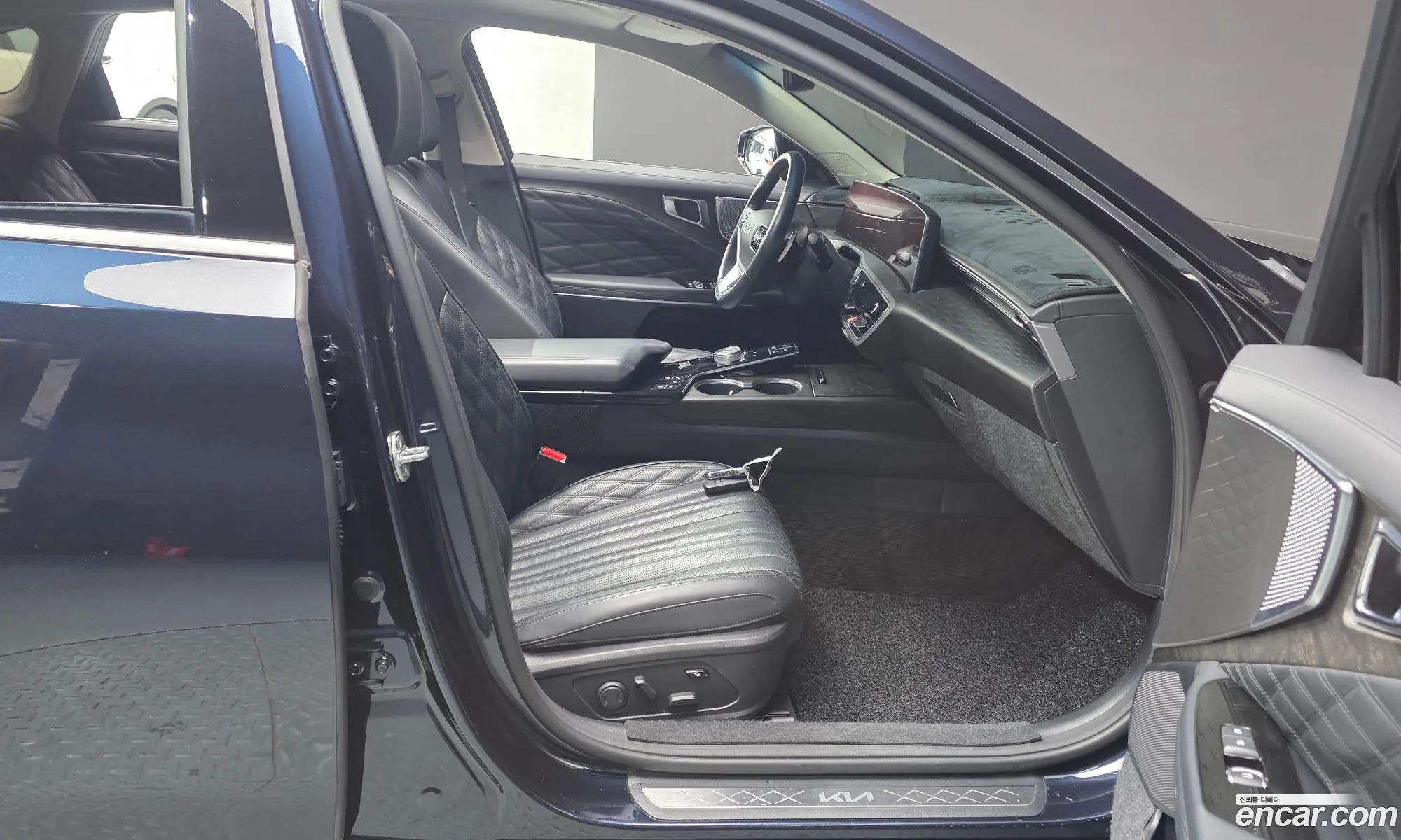 Kia K8 2021 — 35