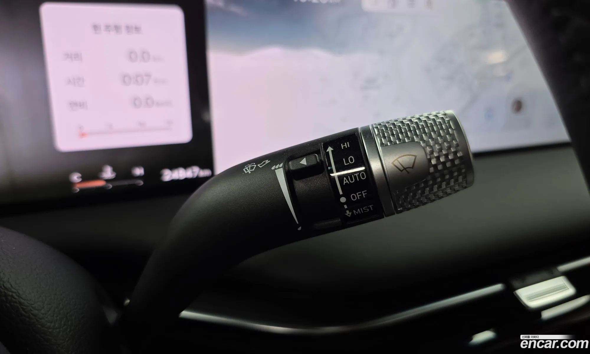 Genesis G80 2025 KMTGB41CDTU303344 — 12