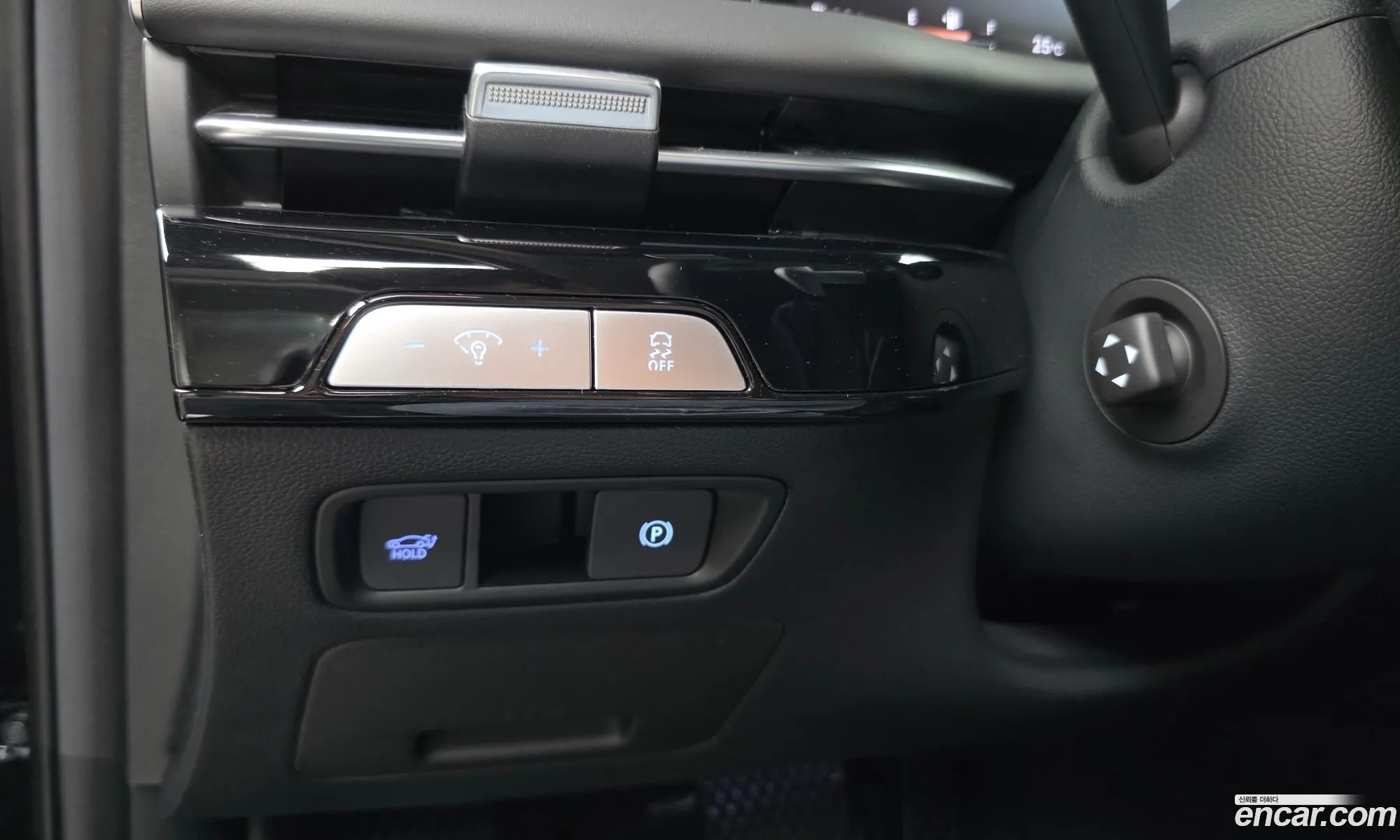 Genesis G80 2025 KMTGB41CDTU303344 — 20