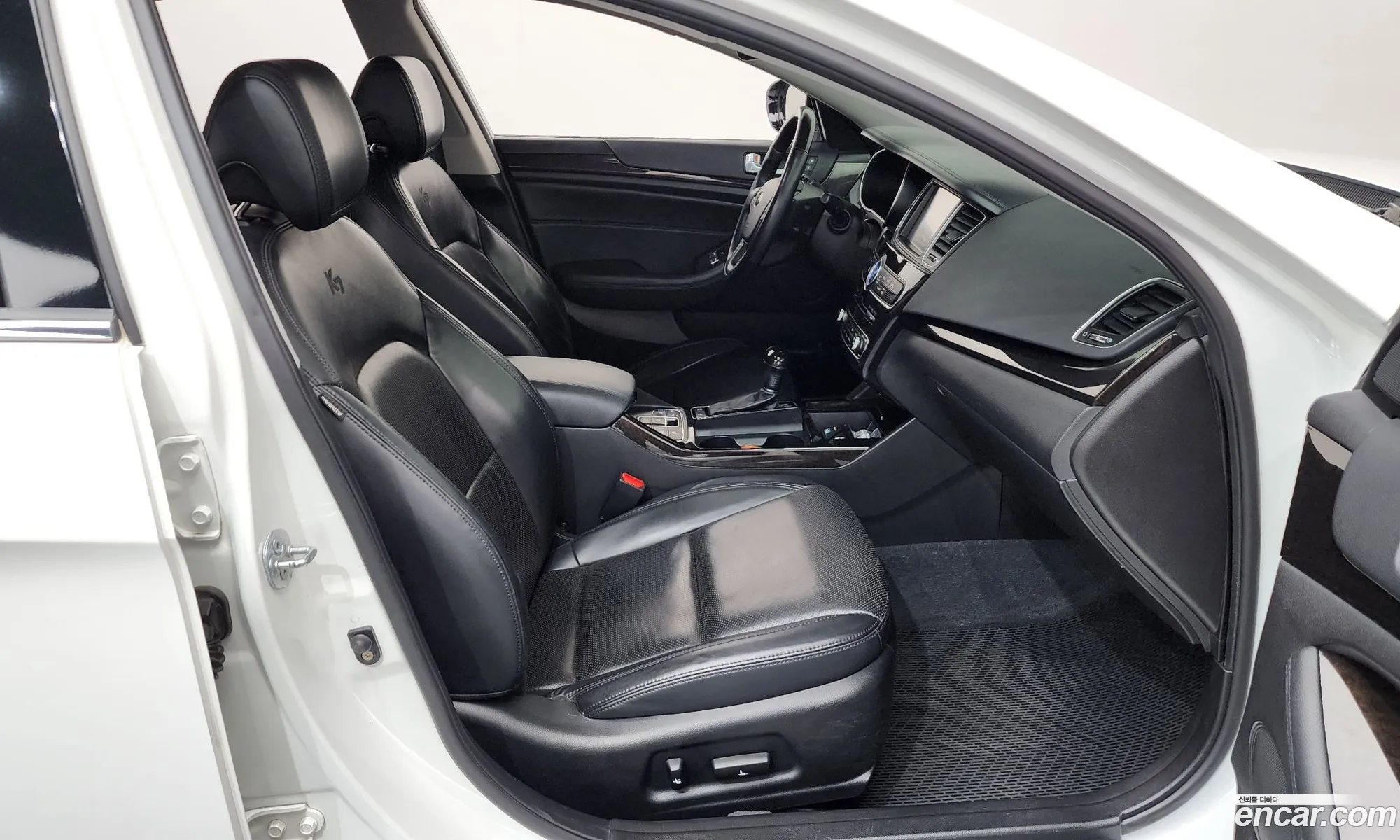 Kia K7 2013 KNALM416BDA112708 — 23