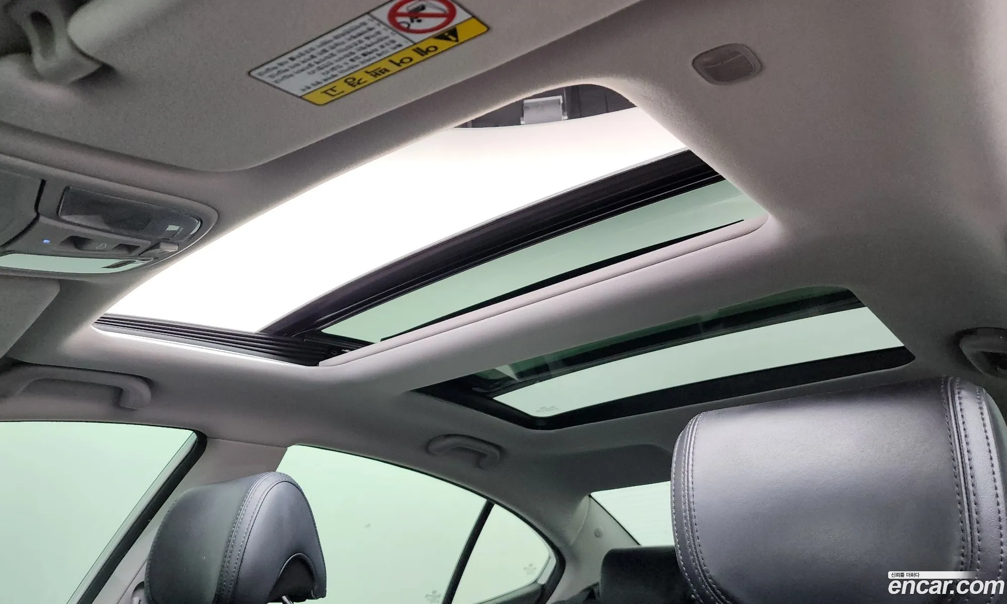 Kia K7 2013 KNALM416BDA112708 — 30