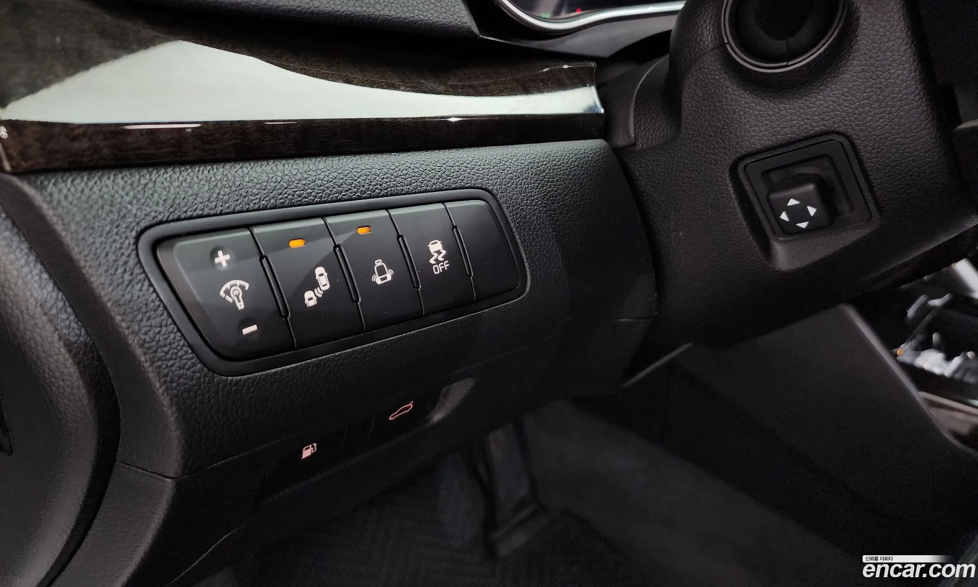 Kia K7 2013 KNALM416BDA112708 — 19
