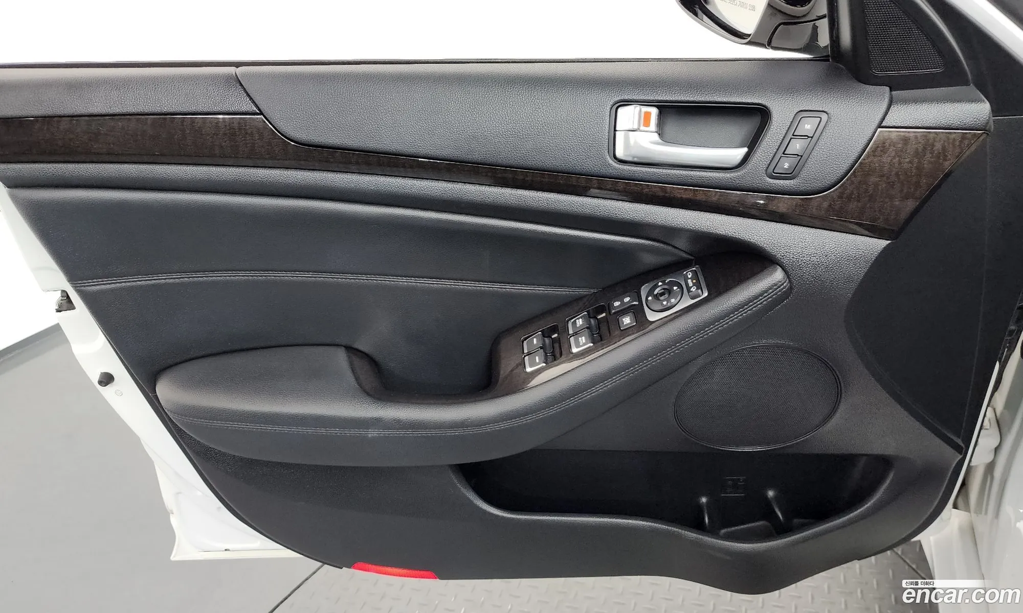 Kia K7 2013 KNALM416BDA112708 — 18