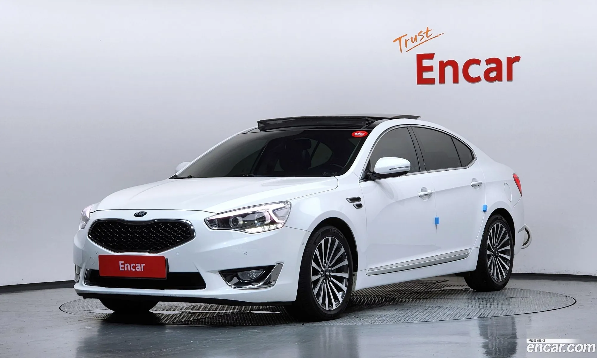 Kia K7 2013 KNALM416BDA112708 — 32