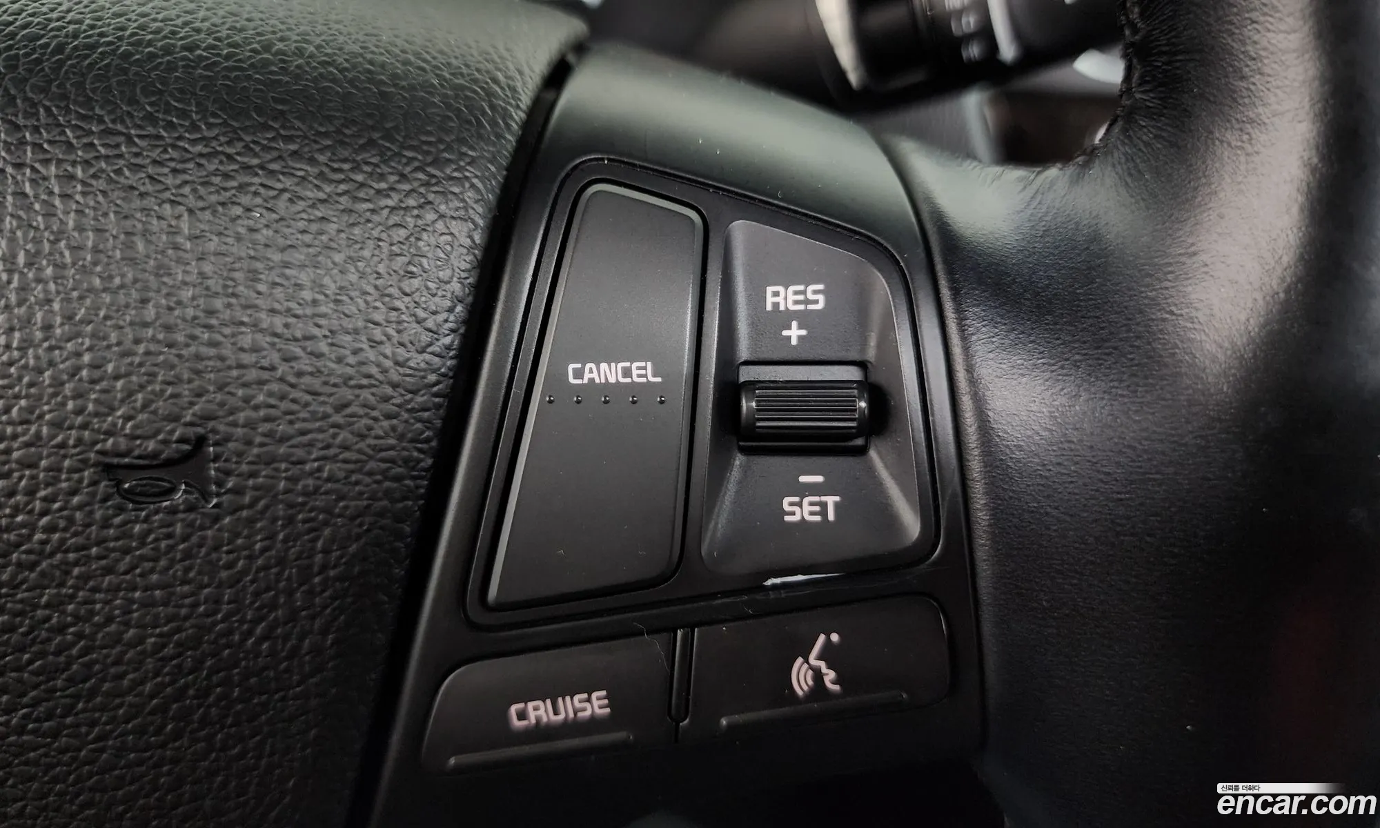 Kia K7 2013 KNALM416BDA112708 — 15