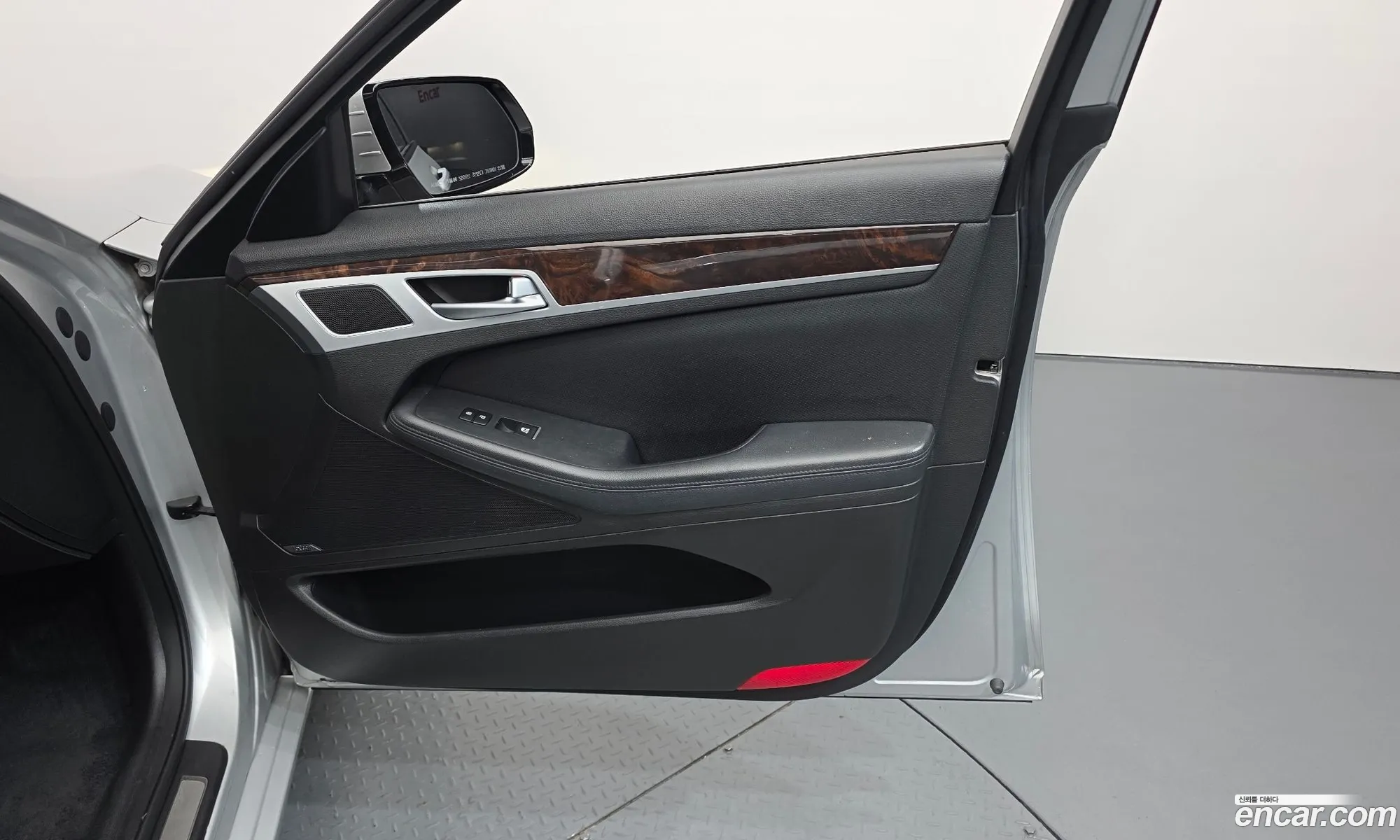 Hyundai Genesis DH 2014 — 22
