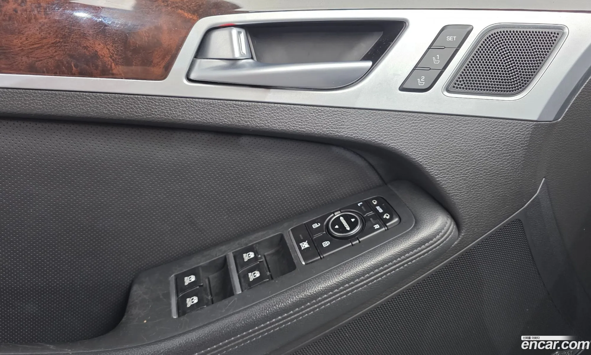 Hyundai Genesis DH 2014 — 4