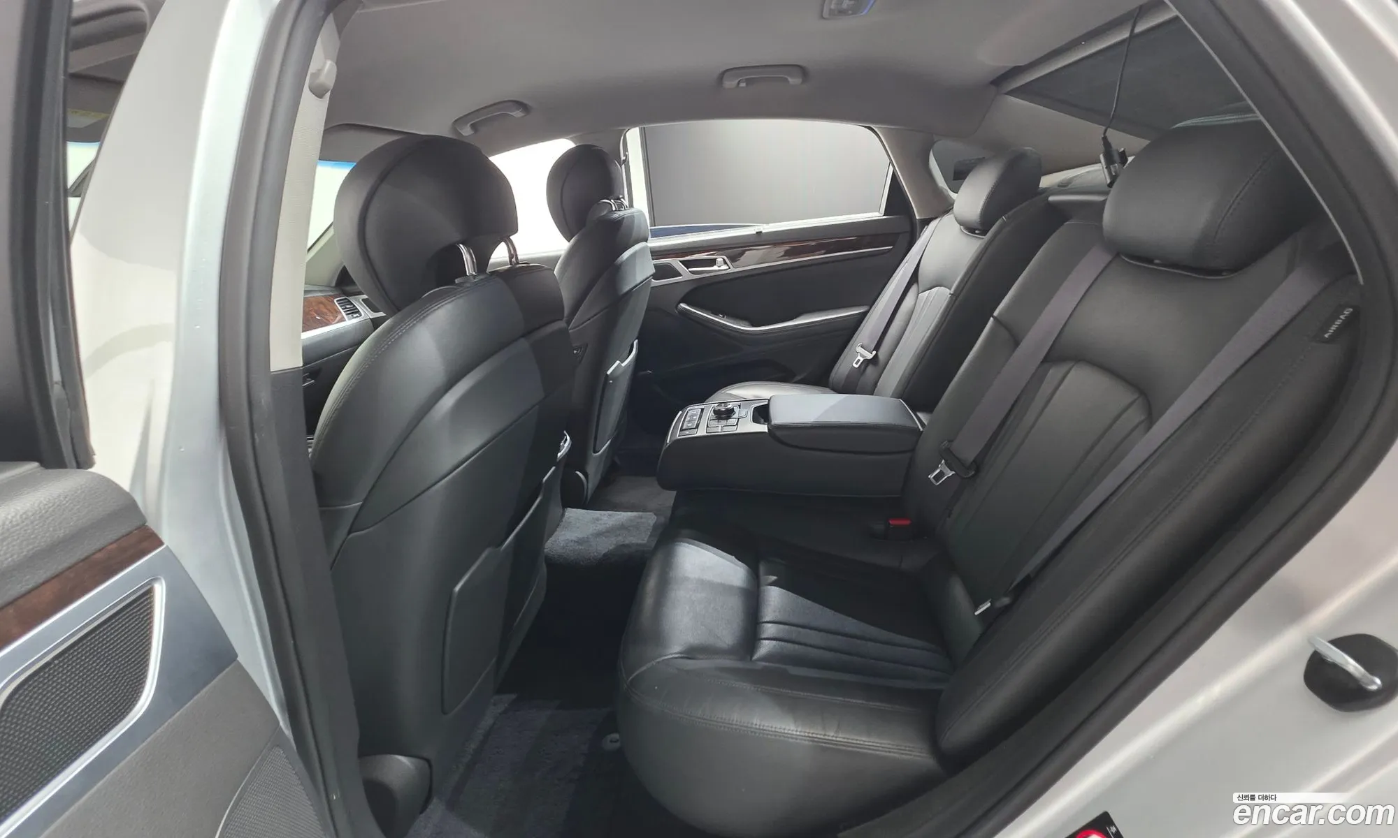 Hyundai Genesis DH 2014 — 9