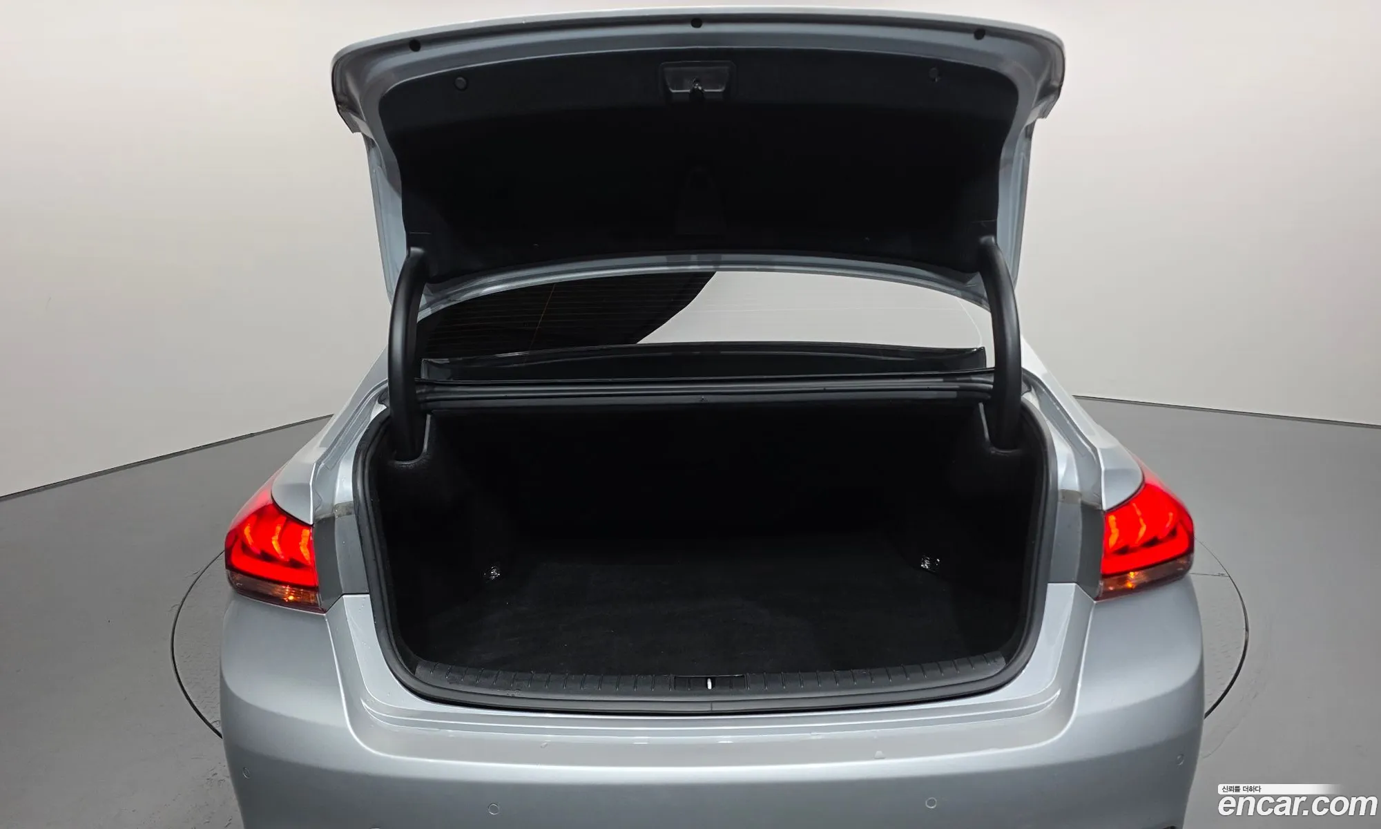 Hyundai Genesis DH 2014 — 14