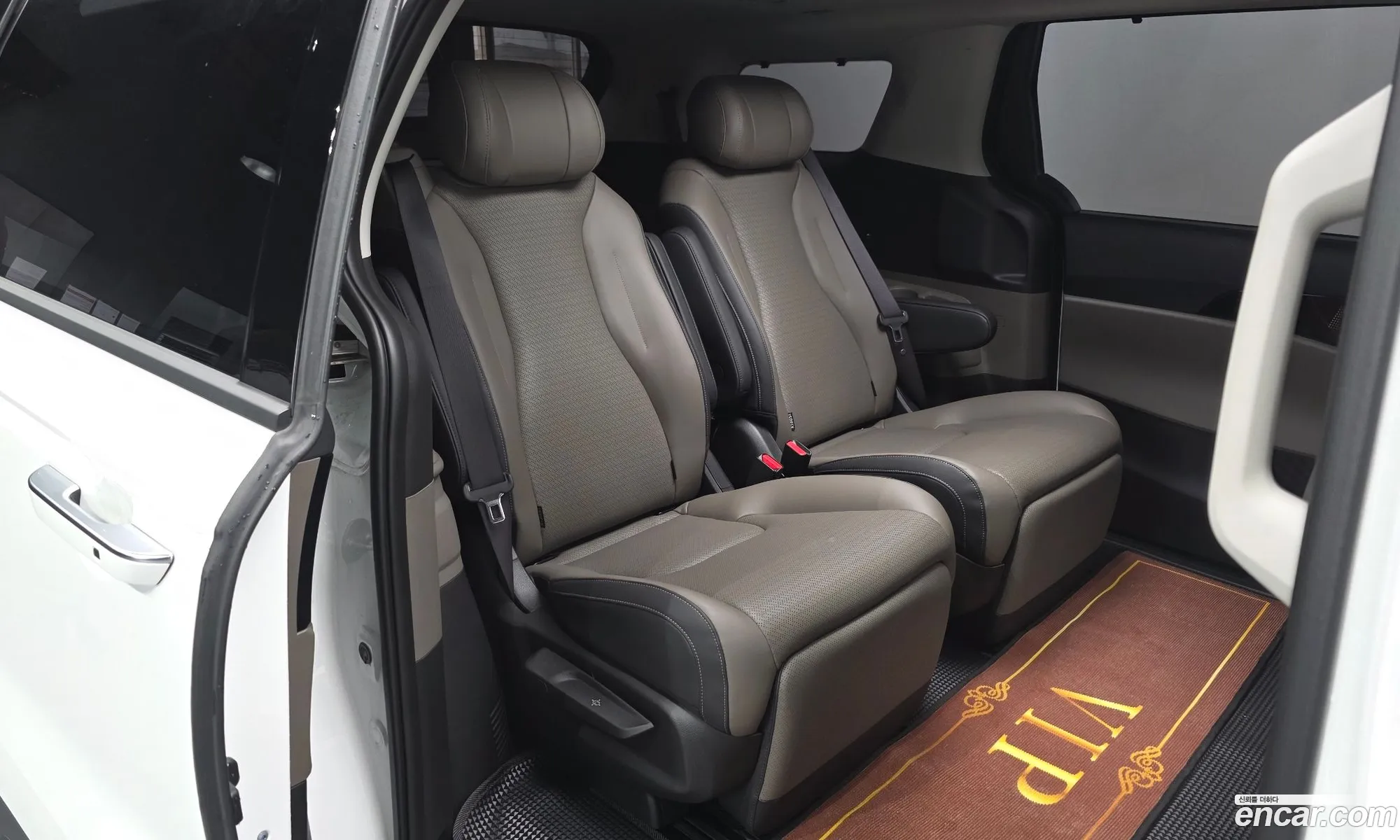 Kia Carnival 2026 KNANE813BTS621081 — 2