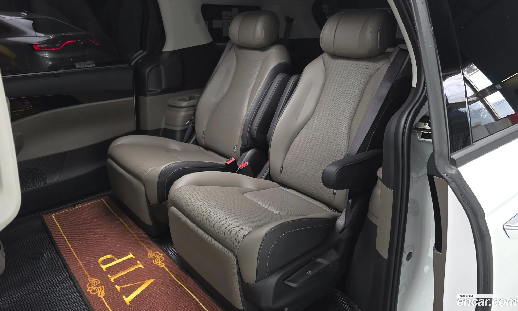 Kia Carnival 2026 KNANE813BTS621081 — 23