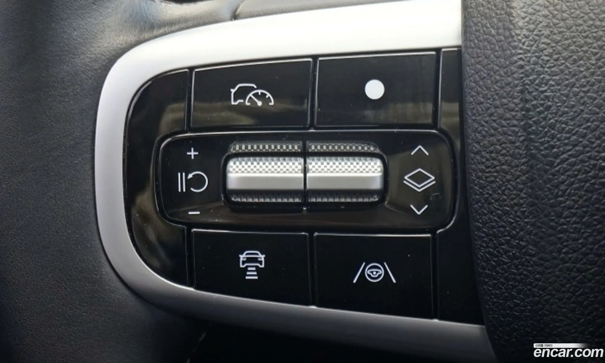 Genesis GV80 2025 — 17
