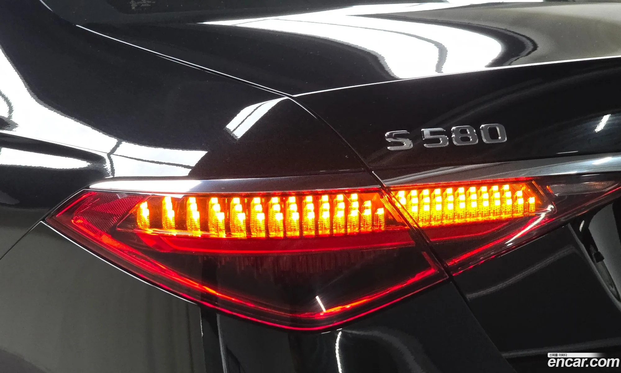 Mercedes-Benz S-Class W223 2021 — 23