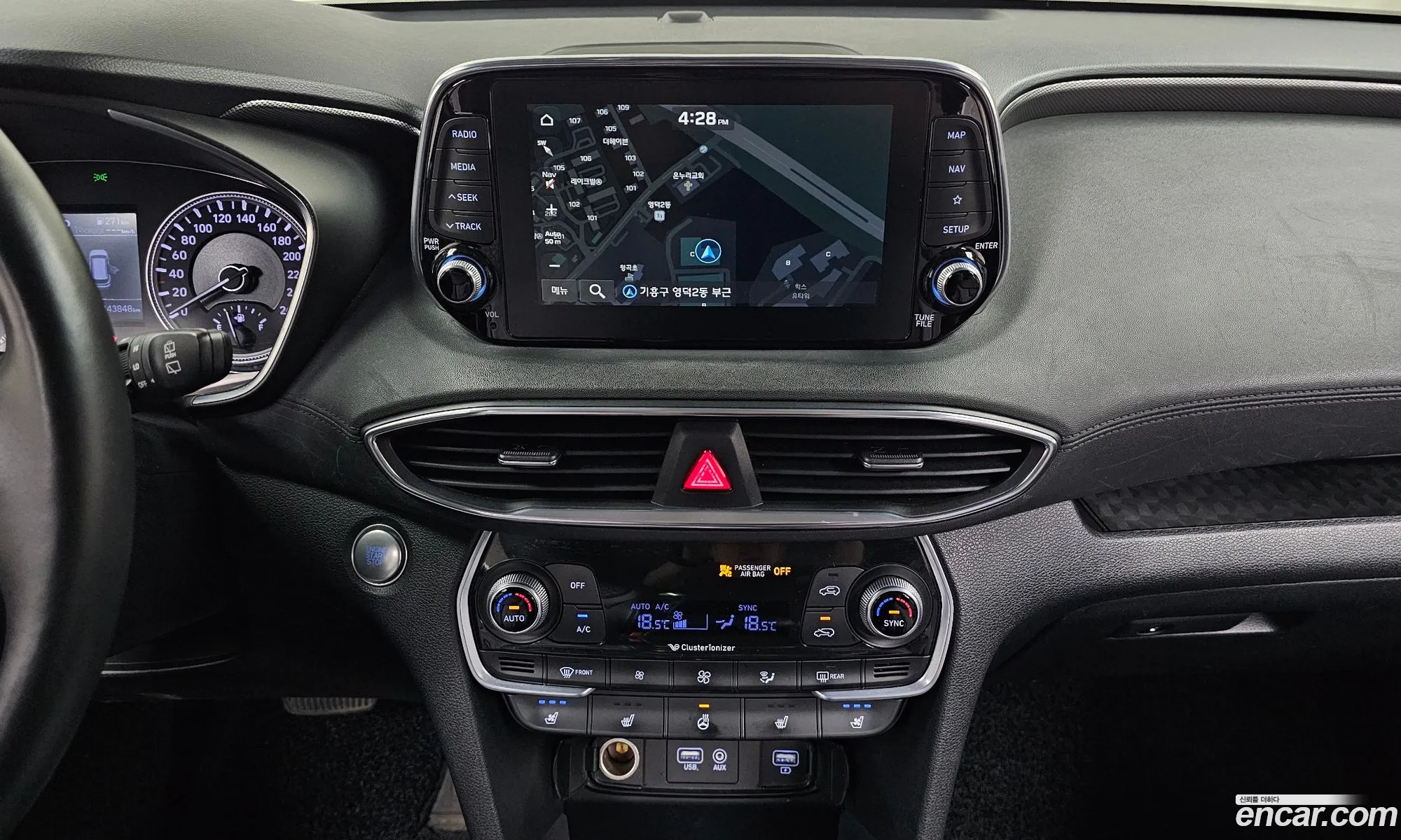 Hyundai Santa Fe TM 2018 KMHS281BBKU090155 — 3