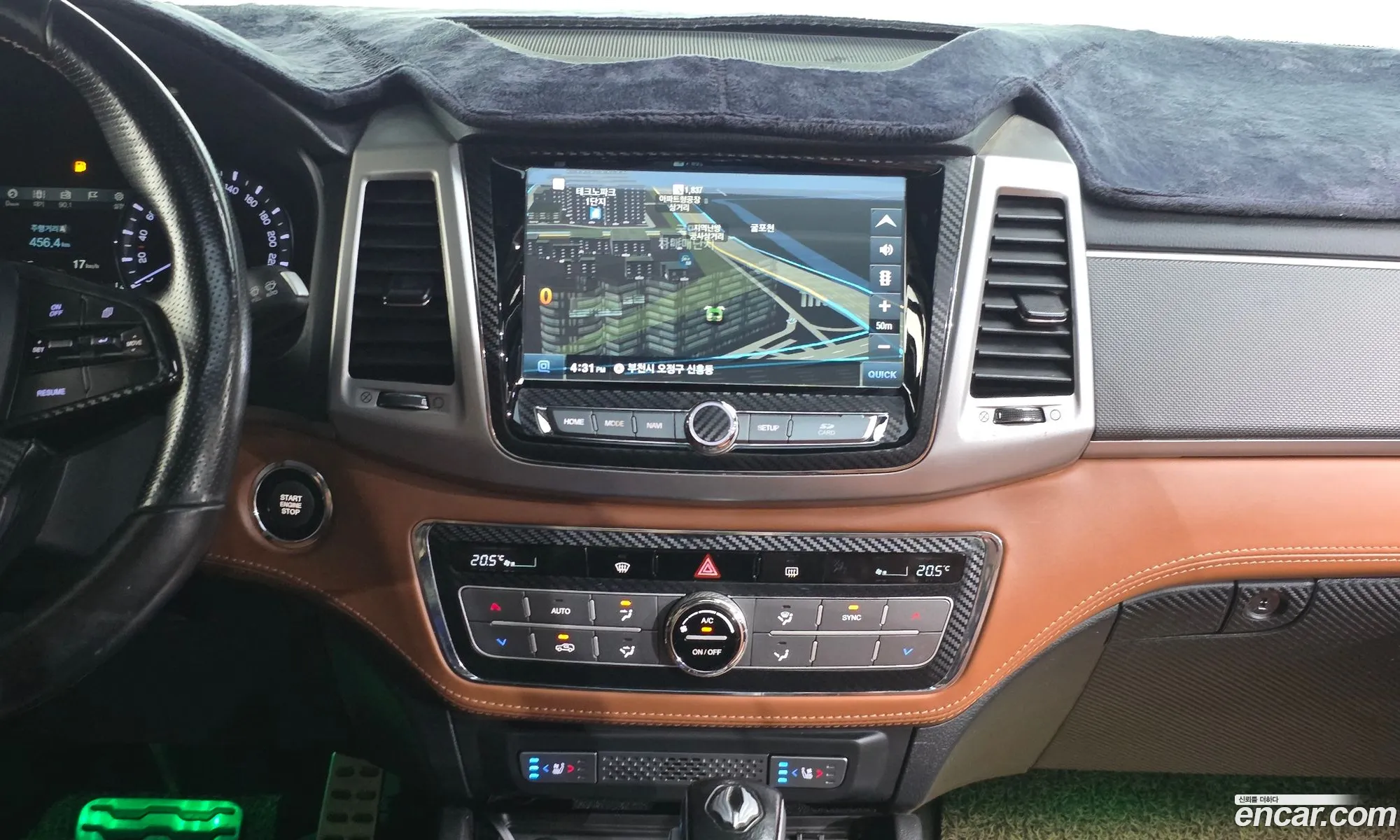 KG Mobility (SsangYong) Rexton Sports Khan 2019 — 13
