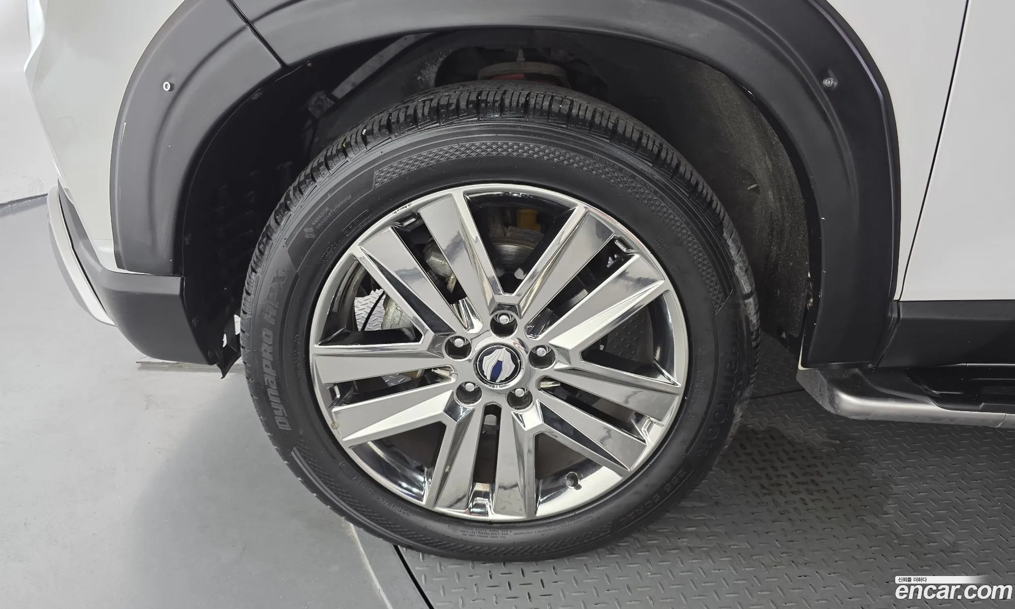 KG Mobility (SsangYong) Rexton Sports Khan 2019 — 12
