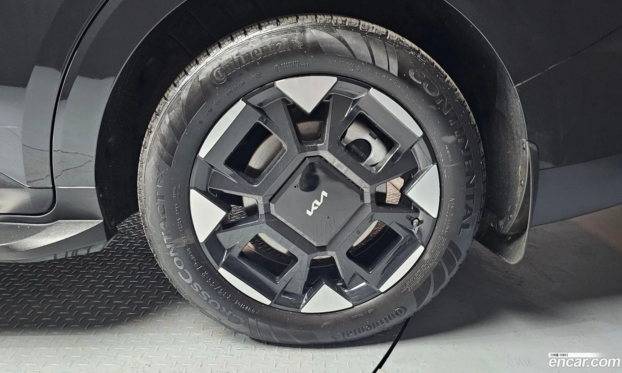 Kia Carnival 2025 KNANE81ABSS097197 — 11