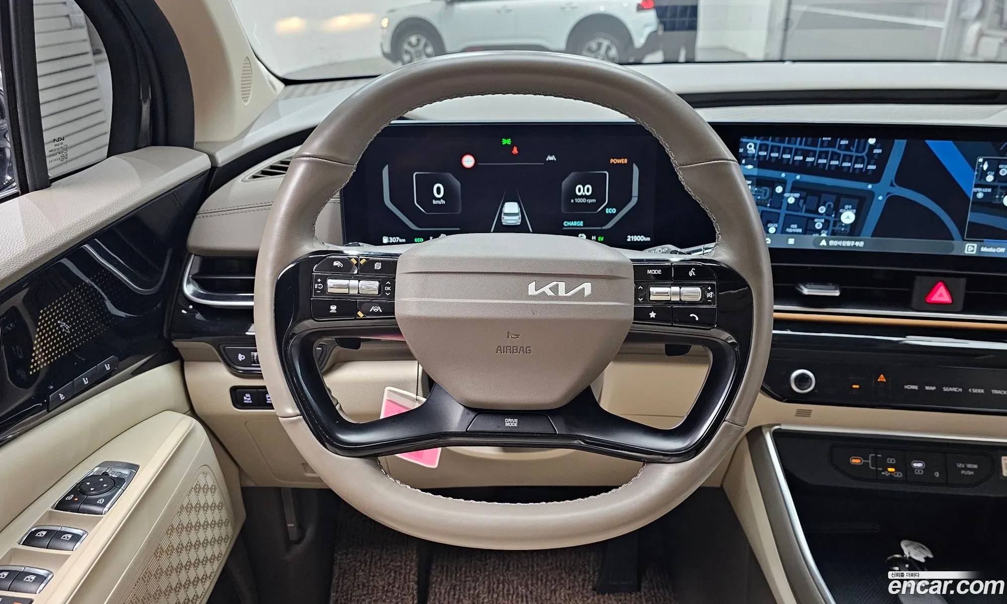 Kia Carnival 2025 KNANE81ABSS097197 — 25