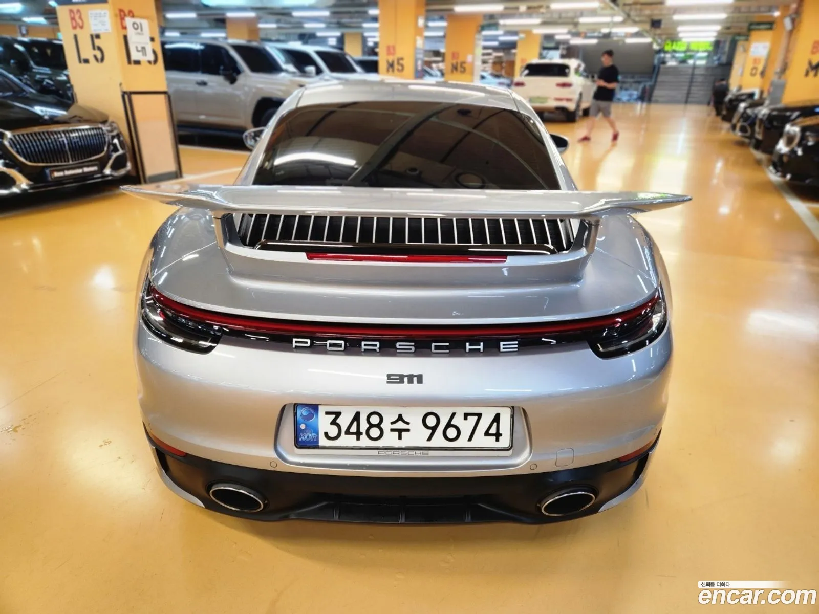 Porsche 911 2020 — 19