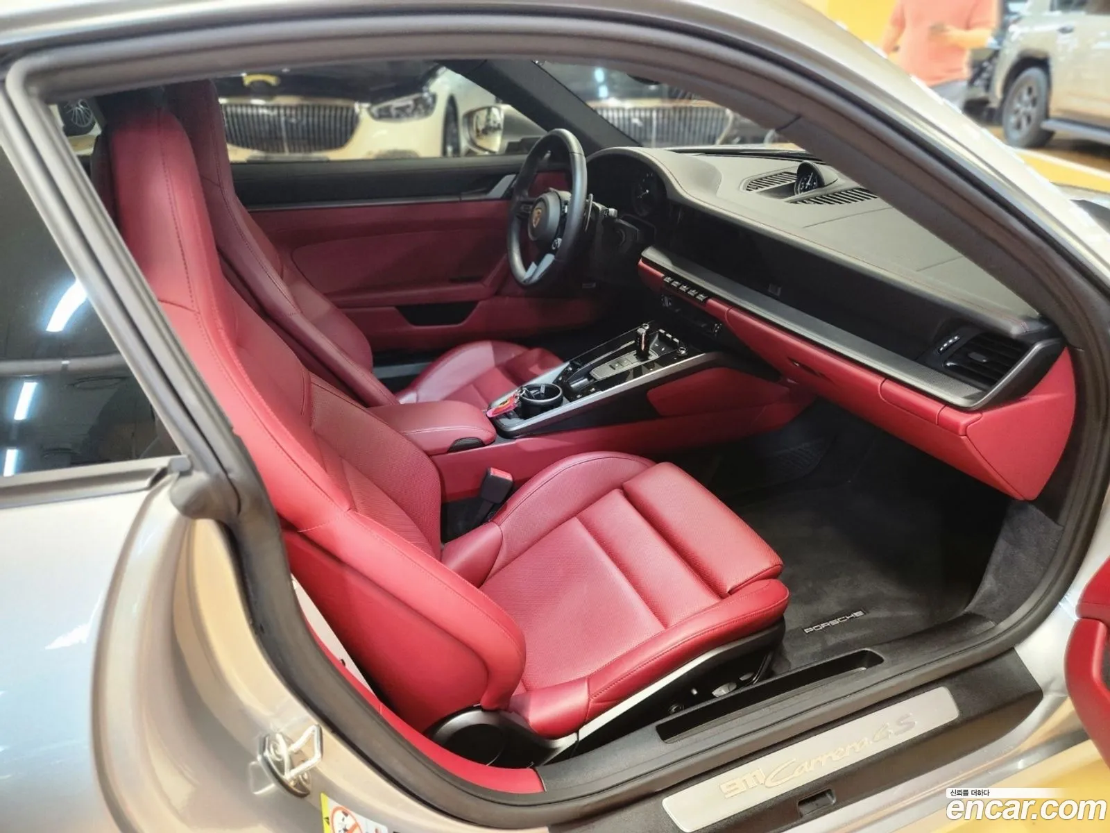 Porsche 911 2020 — 14