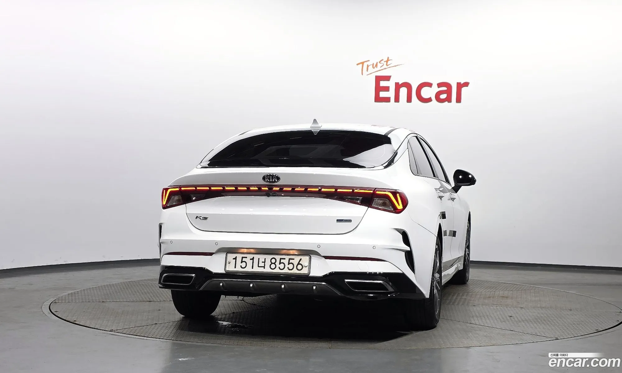Kia K5 Hybrid 2020 — 15