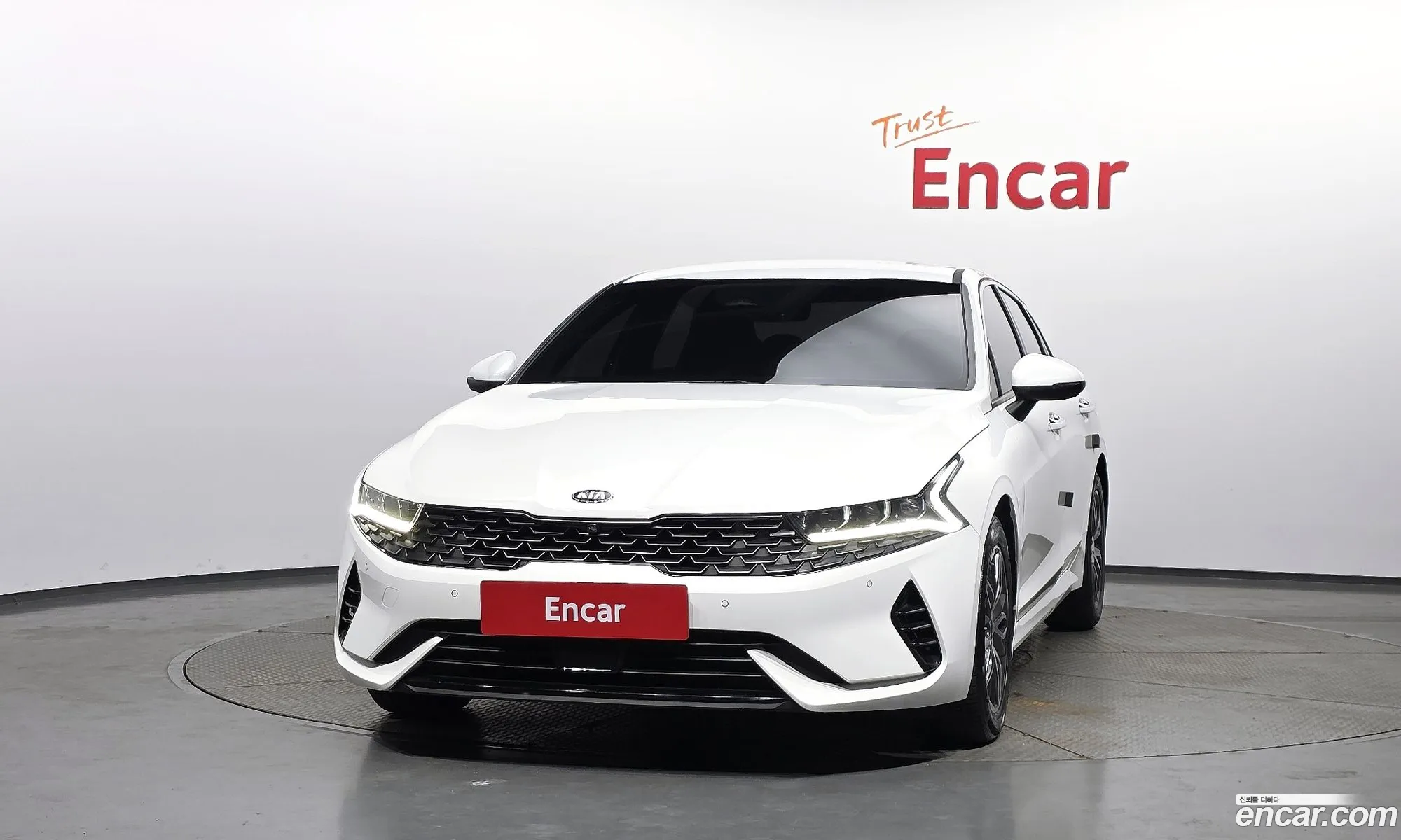 Kia K5 Hybrid 2020 — 3
