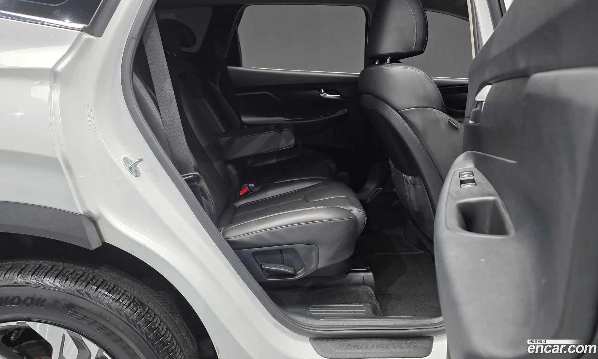 Hyundai Santa Fe 2021 KMHS281LHMU374034 — 4