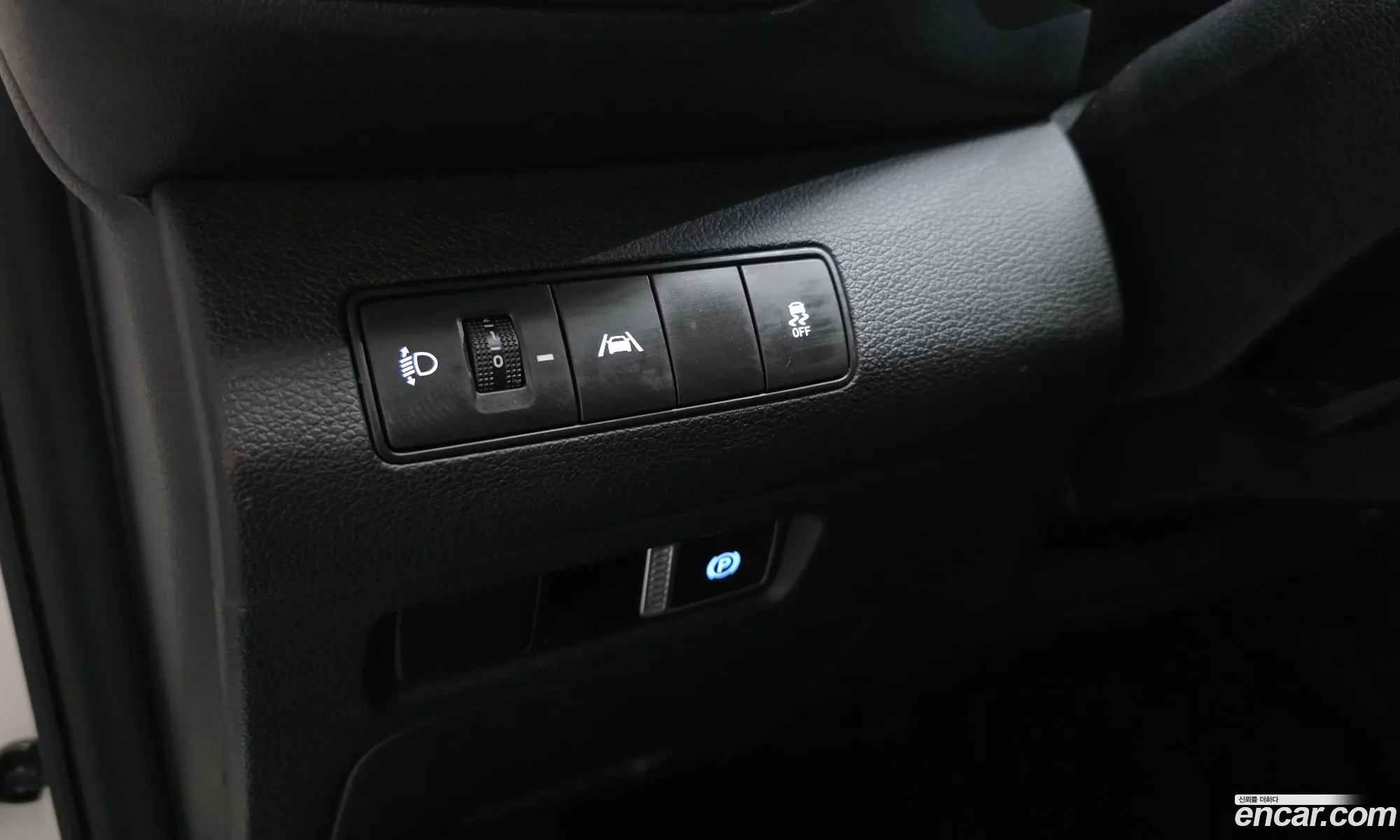 Hyundai Santa Fe 2021 KMHS281LHMU374034 — 14
