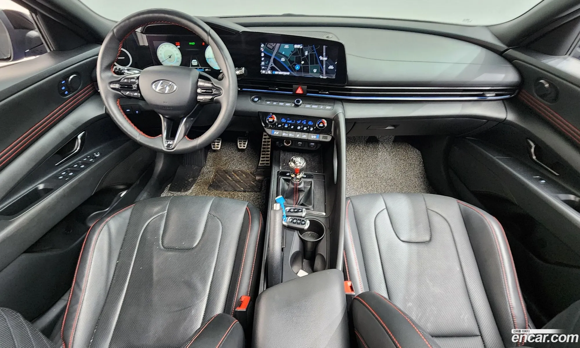 Hyundai Elantra 2021 — 17