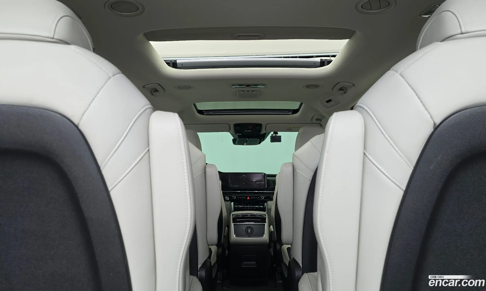 Kia Carnival 2021 KNANC81BBMS093242 — 14
