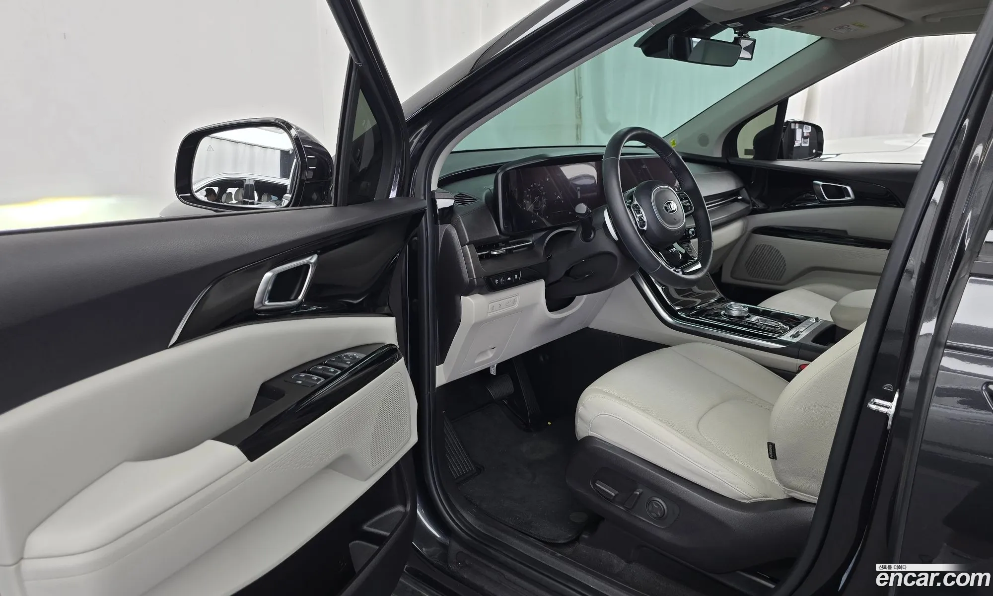 Kia Carnival 2021 KNANC81BBMS093242 — 13