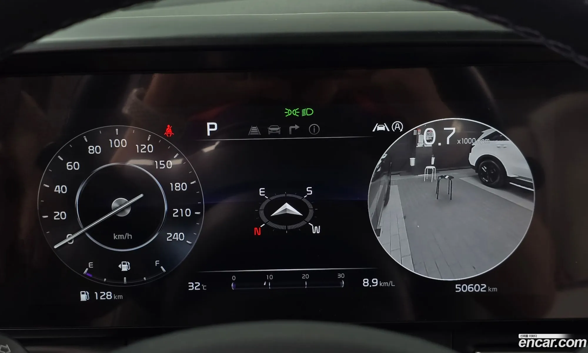 Kia Carnival 2021 KNANC81BBMS093242 — 11