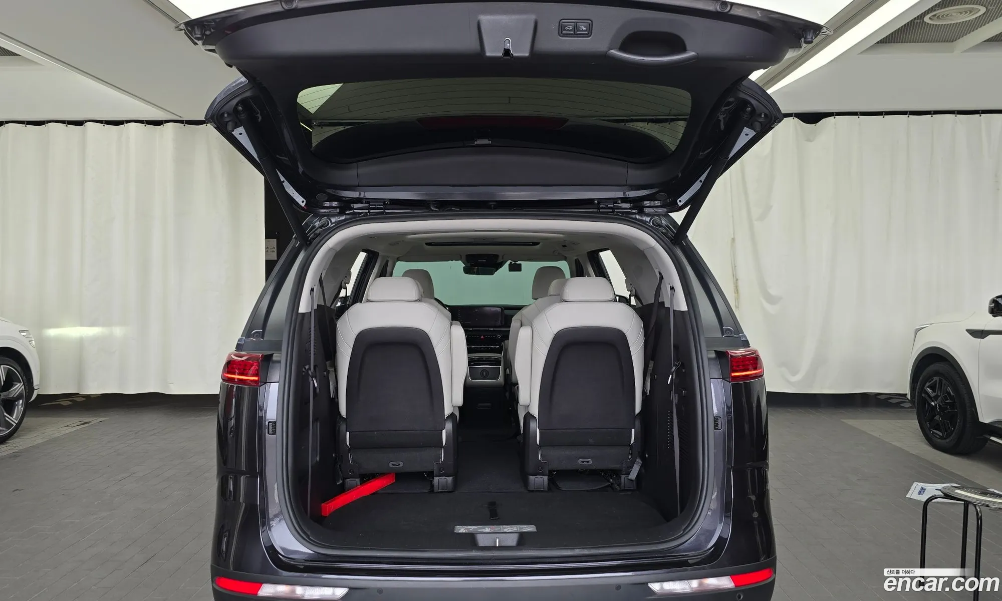 Kia Carnival 2021 KNANC81BBMS093242 — 29