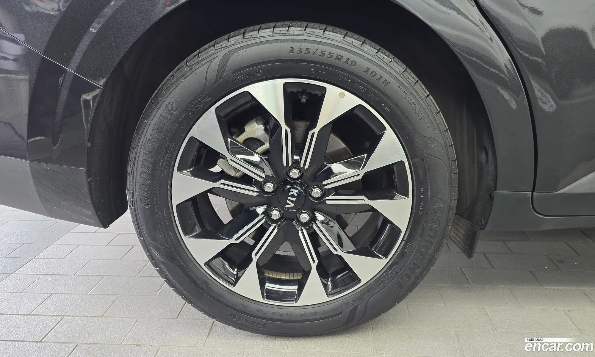 Kia Carnival 2021 KNANC81BBMS093242 — 8