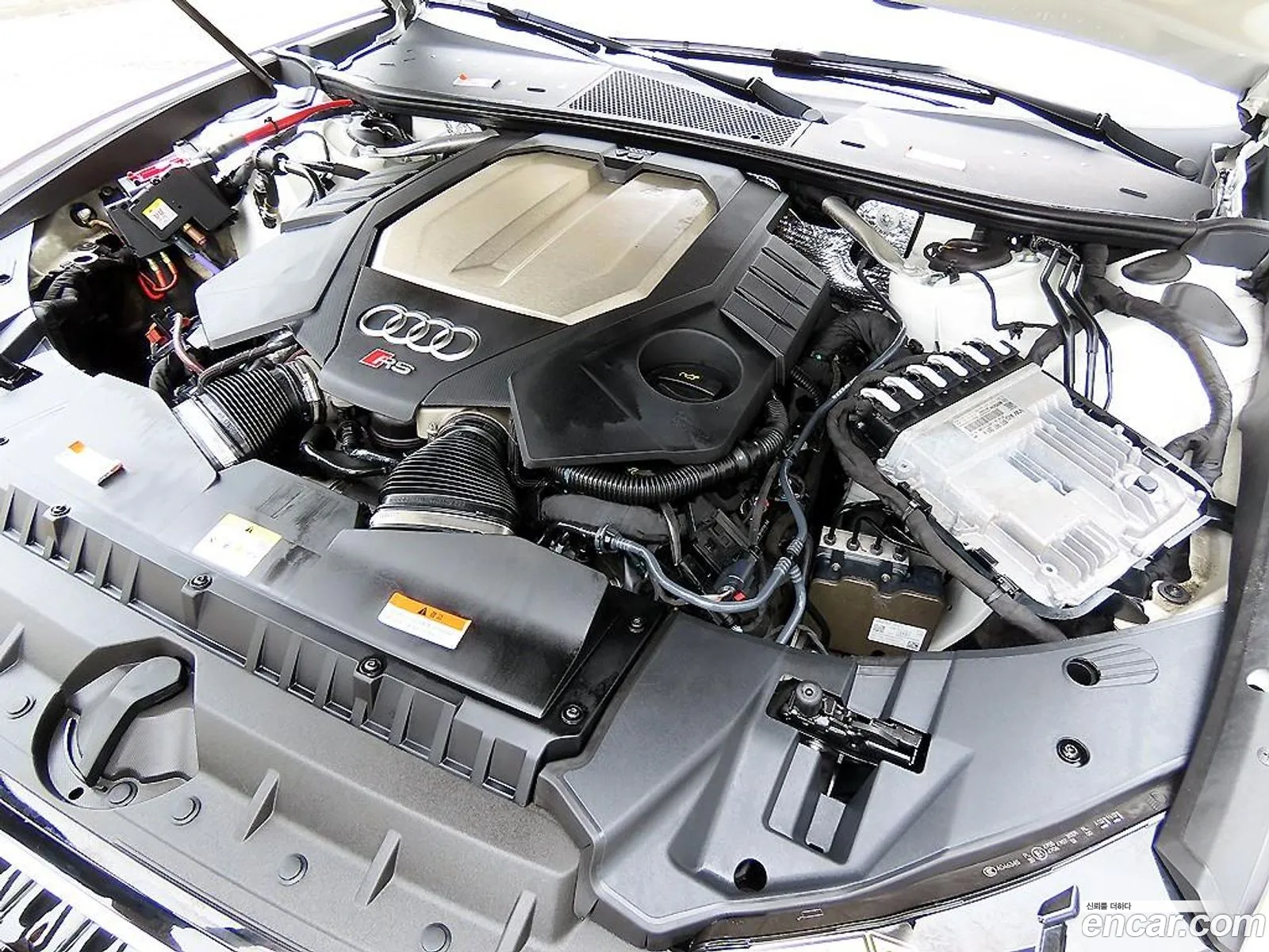 Audi RS6 2021 — 4