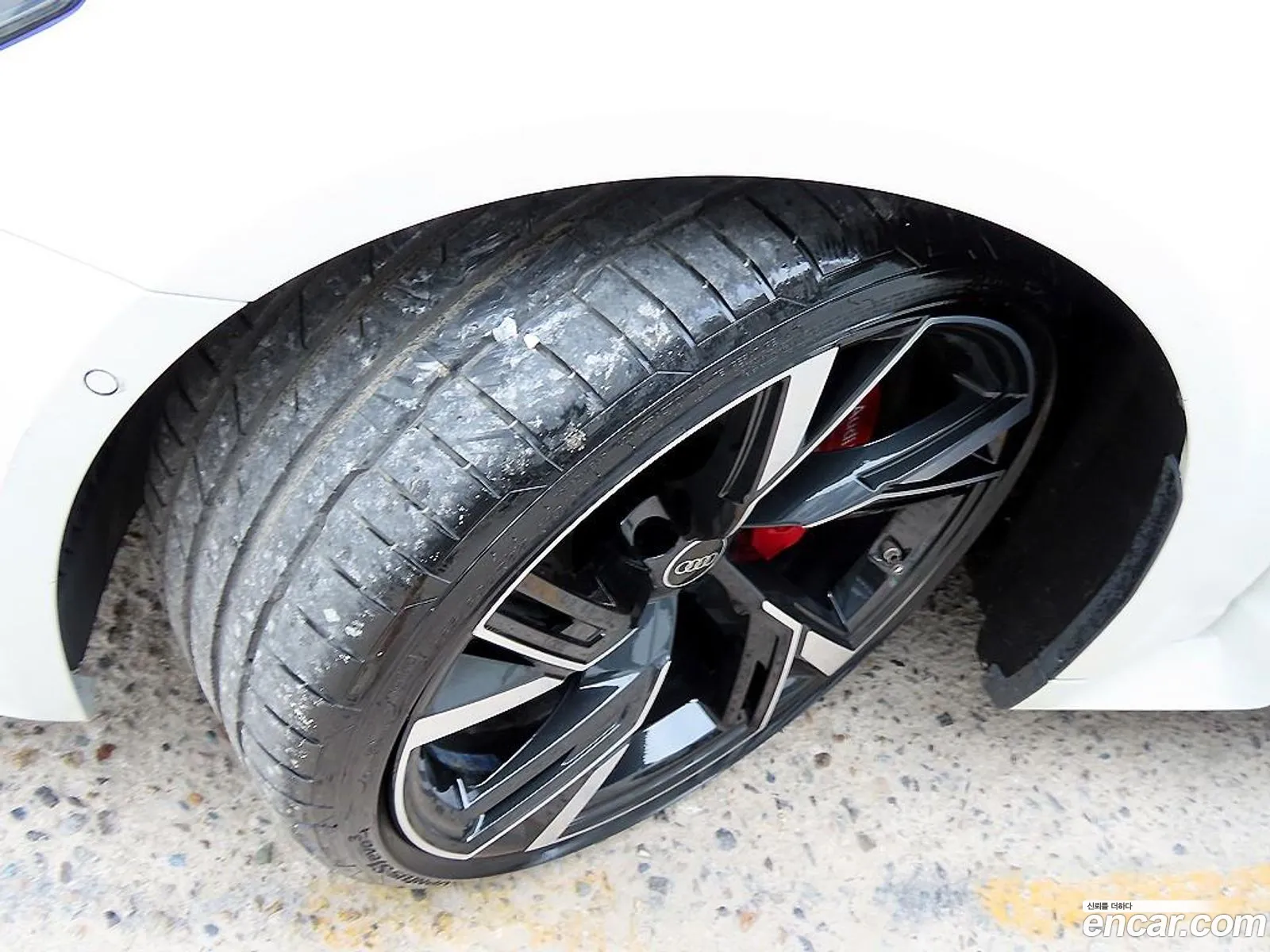 Audi RS6 2021 — 3