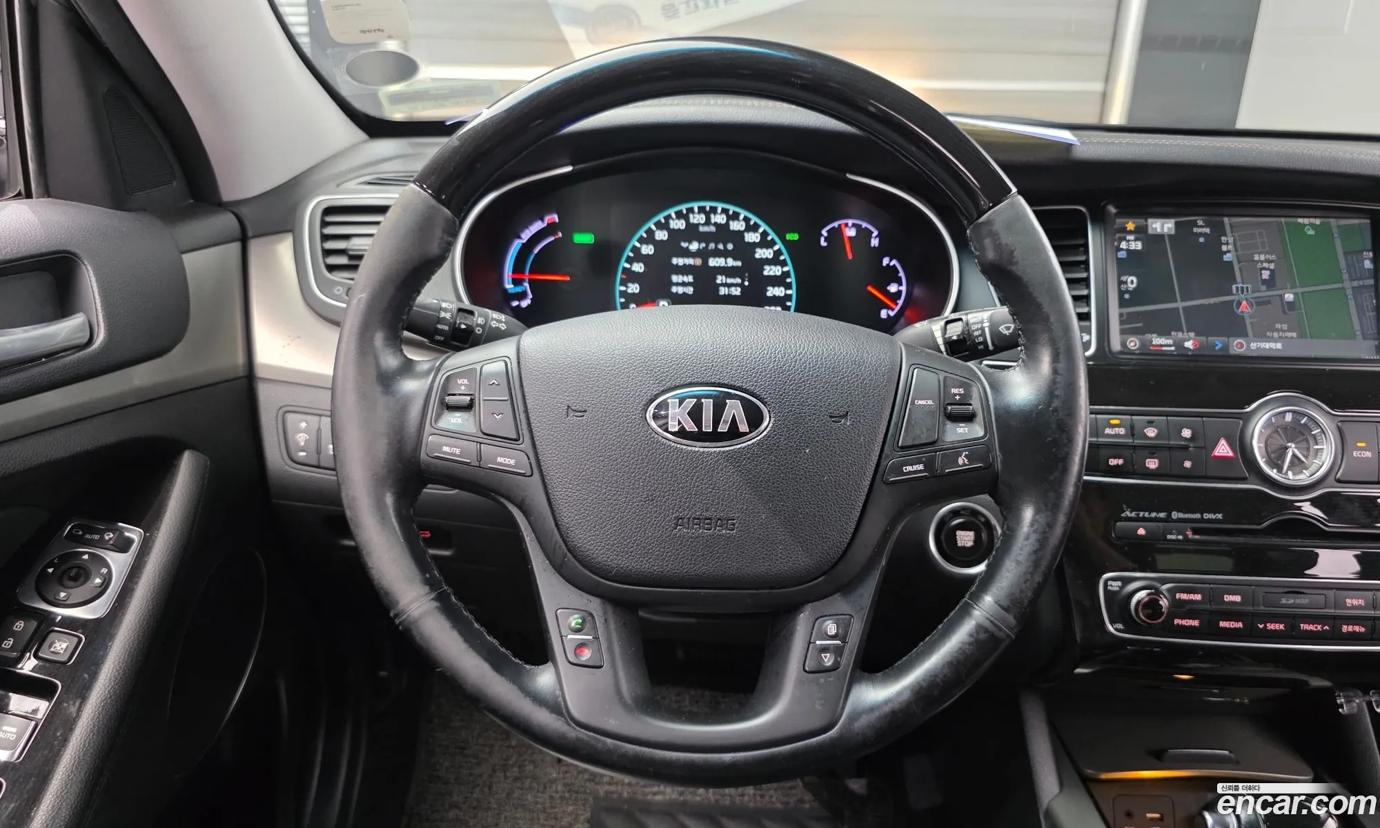 Kia K7 Hybrid 2015 KNALL41EBFA004829 — 16