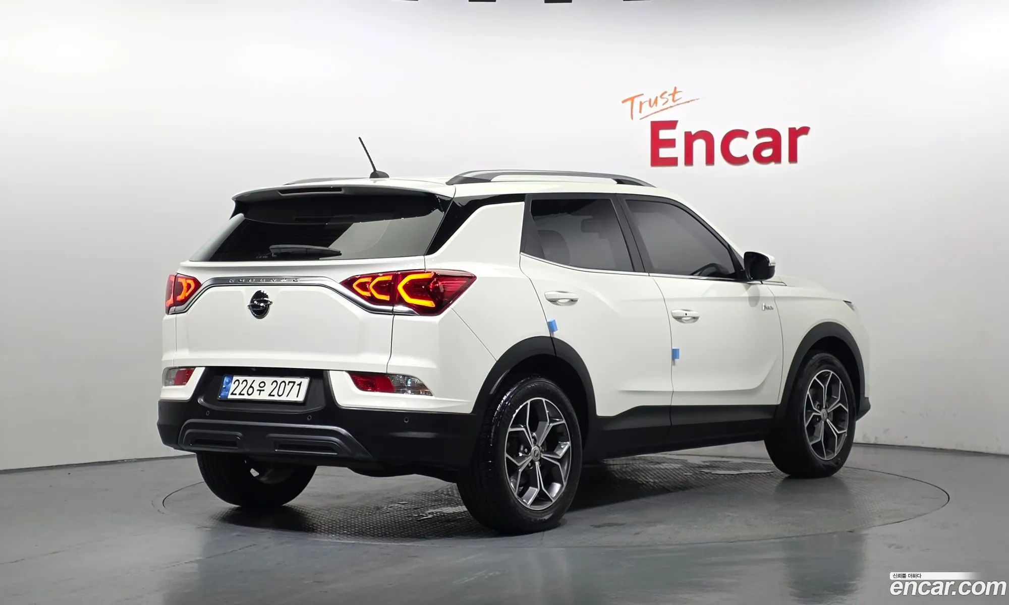 KG Mobility (SsangYong) Beautiful Korando 2021 — 18