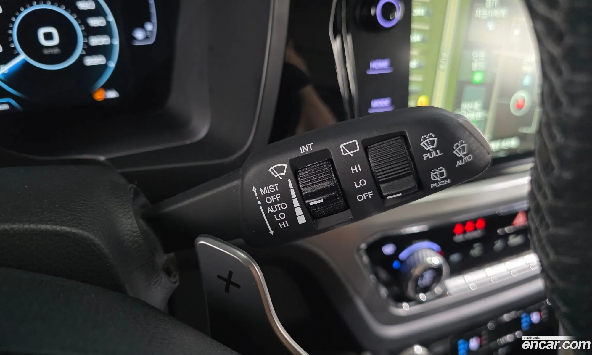 KG Mobility (SsangYong) Beautiful Korando 2021 — 30