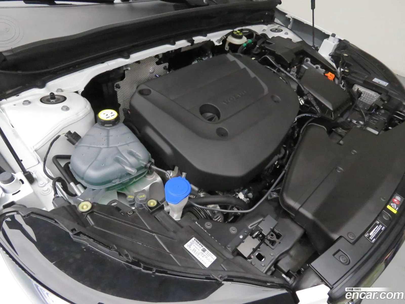 Volvo XC40 2025 — 18