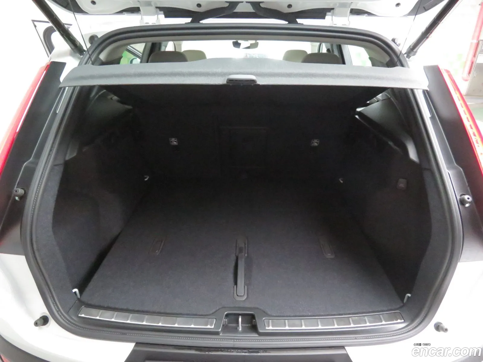 Volvo XC40 2025 — 15