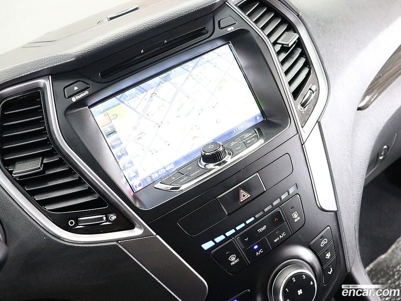 Hyundai Santa Fe DM 2013 — 11