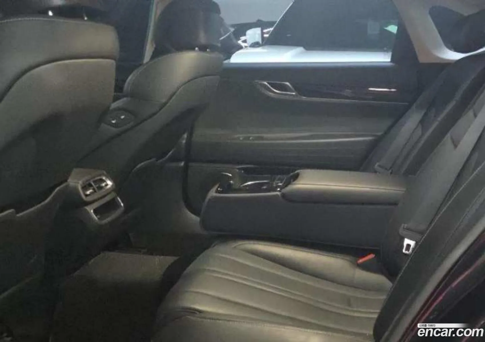 Genesis G80 2023 — 10