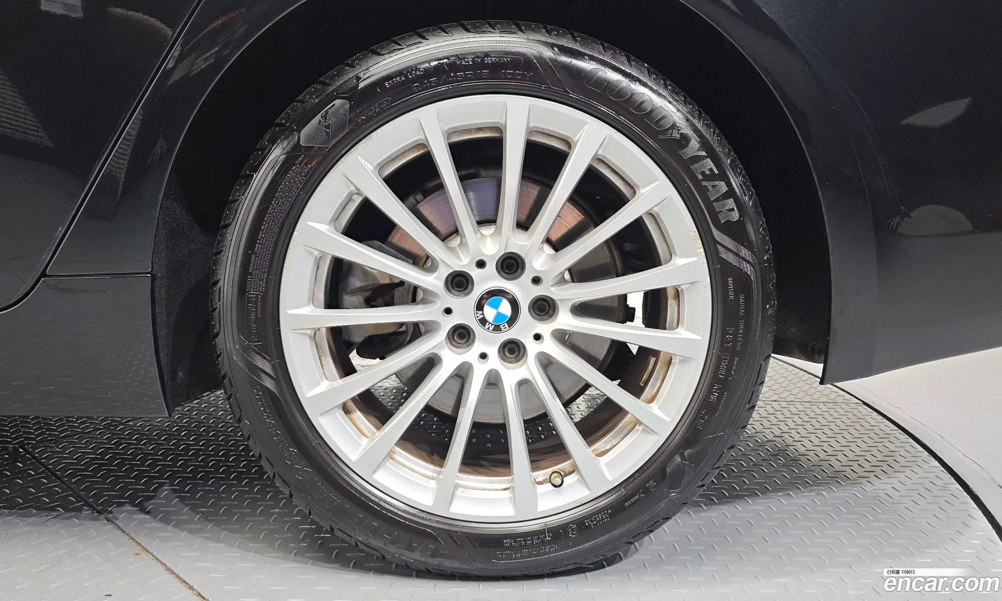BMW 5 Series 2020 — 6