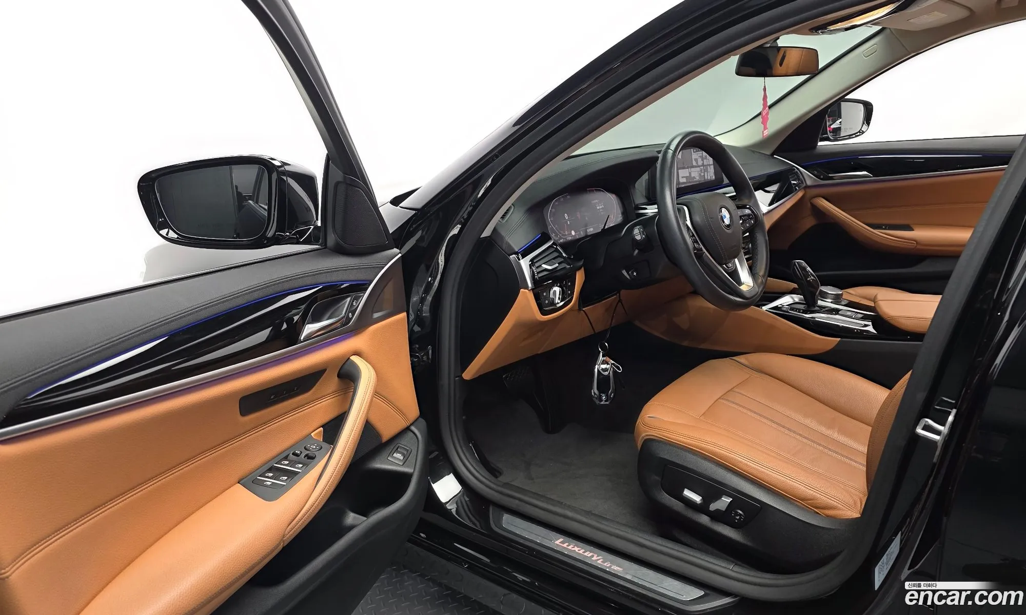 BMW 5 Series 2020 — 16