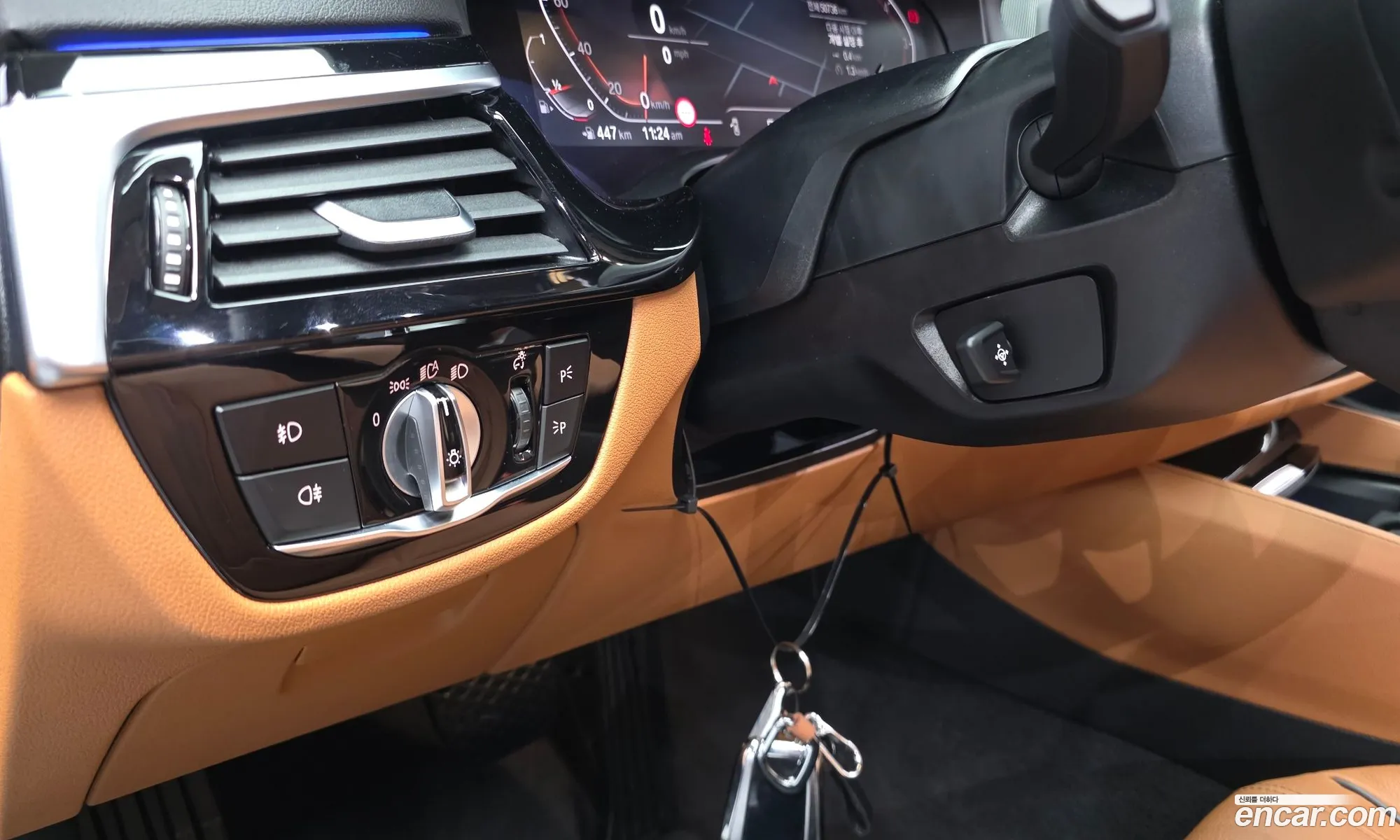BMW 5 Series 2020 — 28