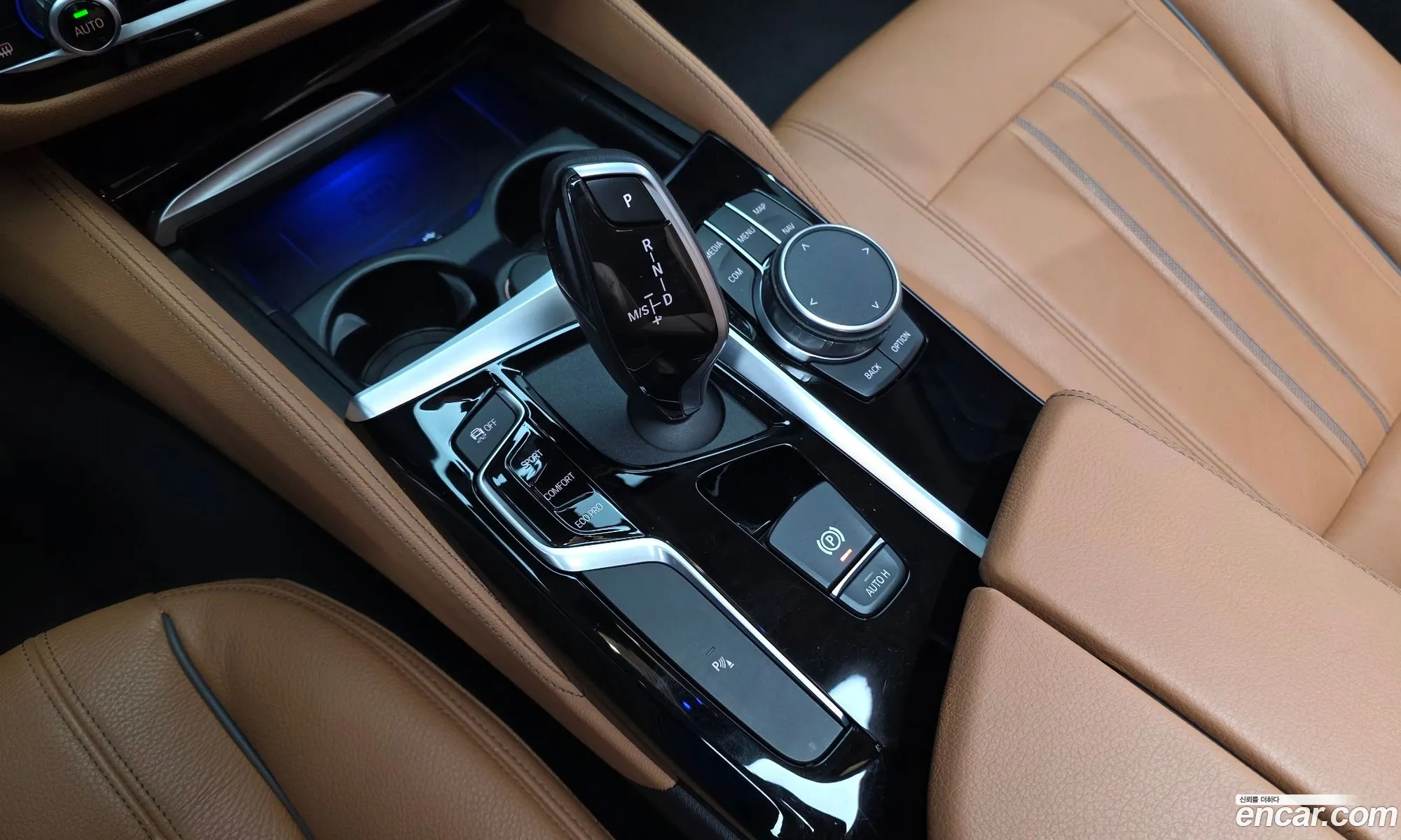 BMW 5 Series 2020 — 23