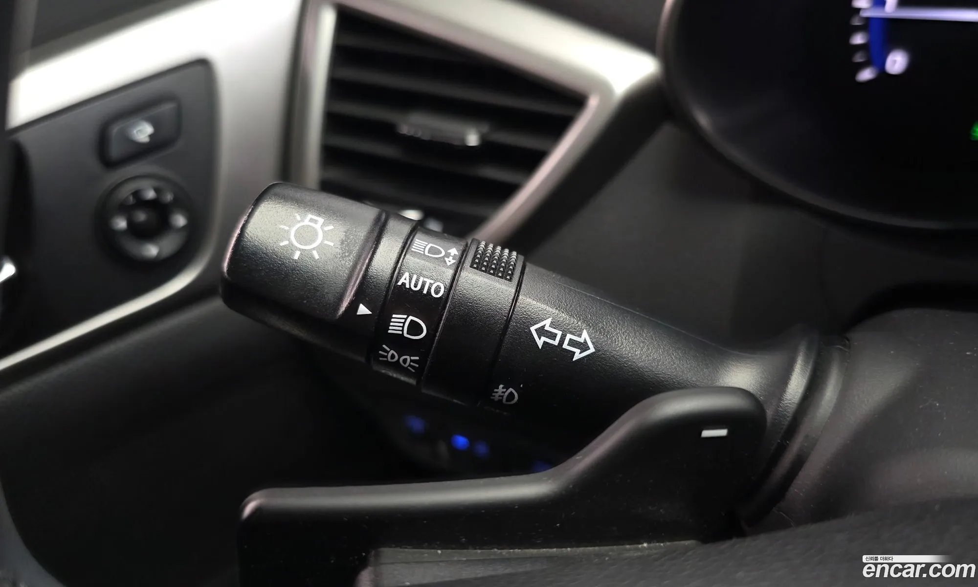 Hyundai Veloster 2017 KMHTC61DGHU324188 — 8
