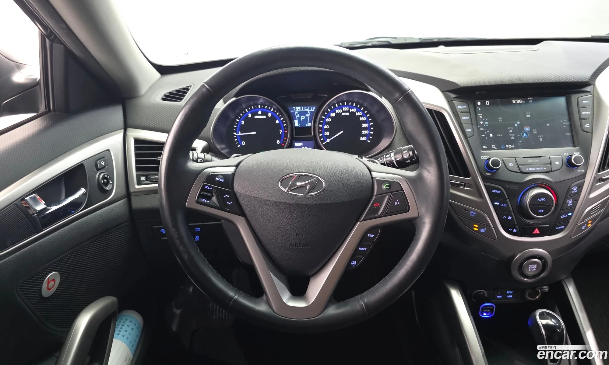 Hyundai Veloster 2017 KMHTC61DGHU324188 — 16