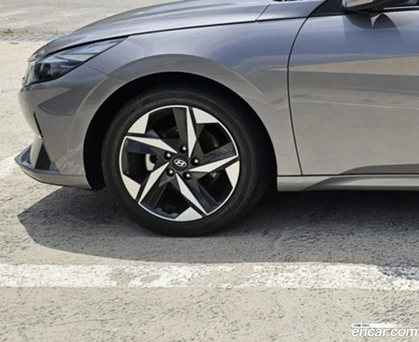 Hyundai Elantra 2022 — 3